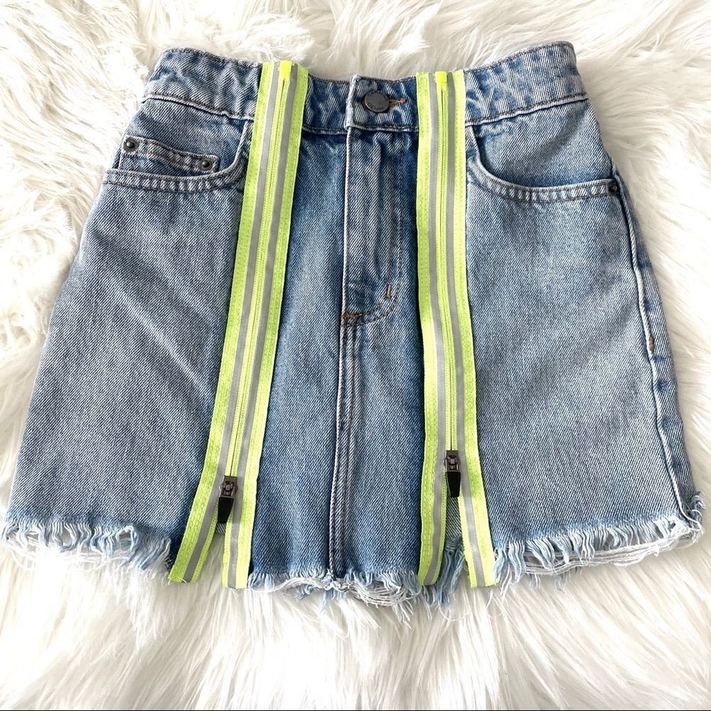 Carmar Reflective Zipper Raw Hem Mini Skirt 23